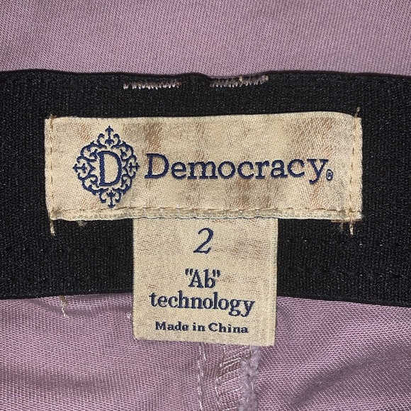 Democracy Jeans - Picture 3 of 7